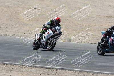 media/Apr-20-2025-CVMA (Sun) [[39090e8767]]/Race 11-500-350 Supersport (Holeshot)/
